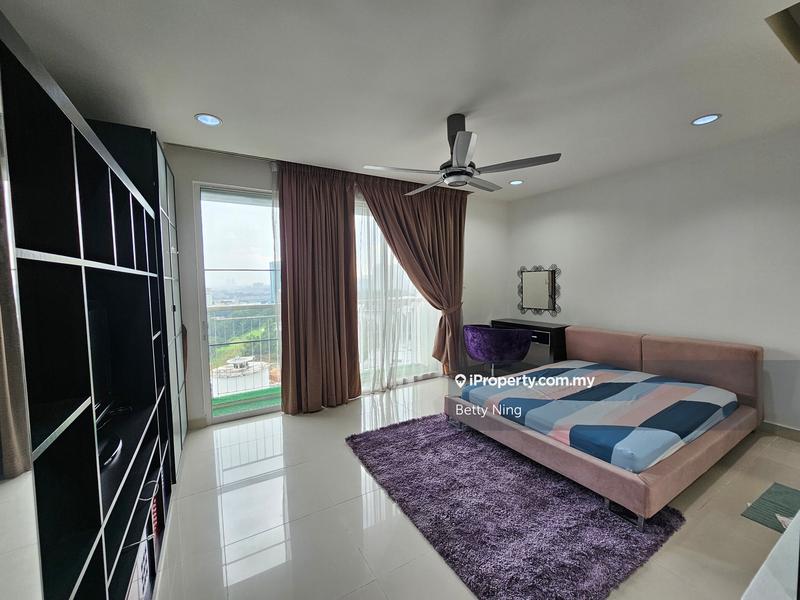 For Rent - Ritze Perdana 2