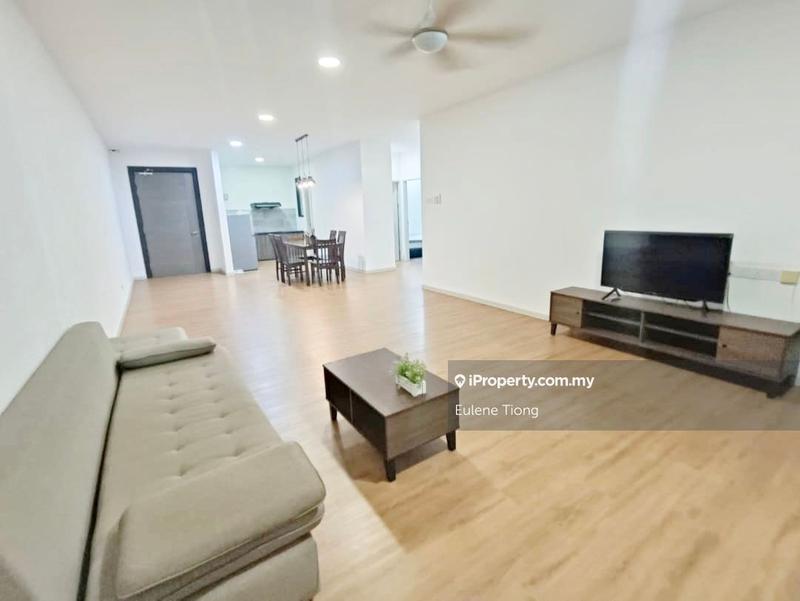 For Rent - Sapphire On The Park