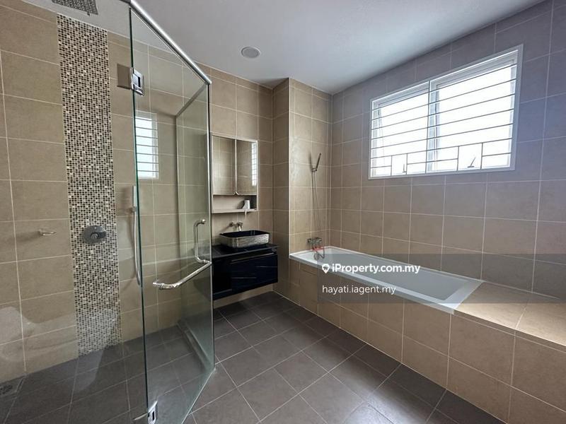 Kondominium untuk Dijual di 8 Petaling oleh hayati.iagent.my - iProperty.com.my