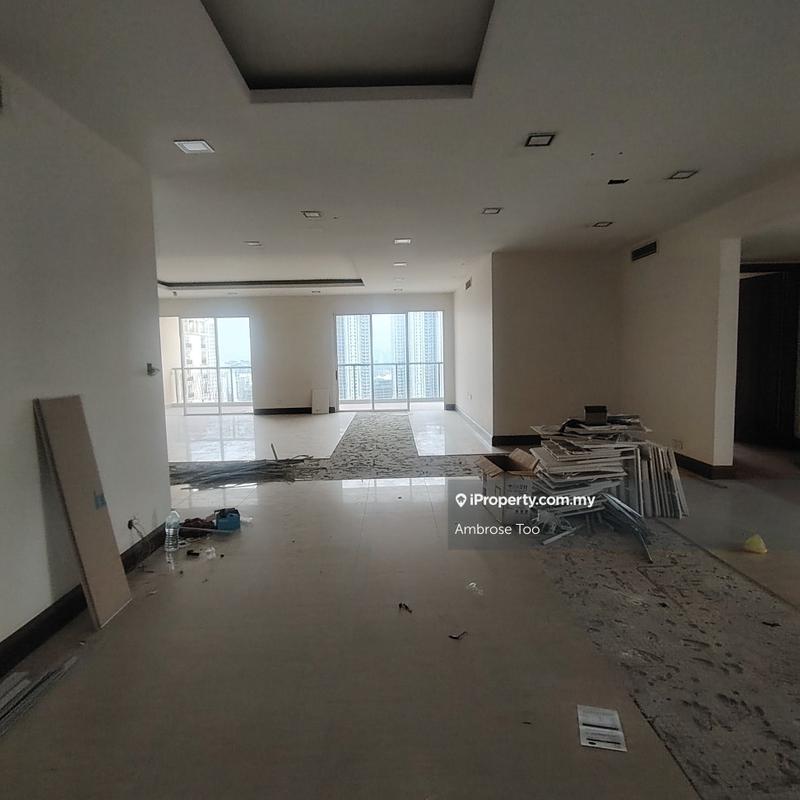 Condominium for Sale in Mont Kiara Aman by Ambrose Too - foyer to living hall - iProperty.com.my