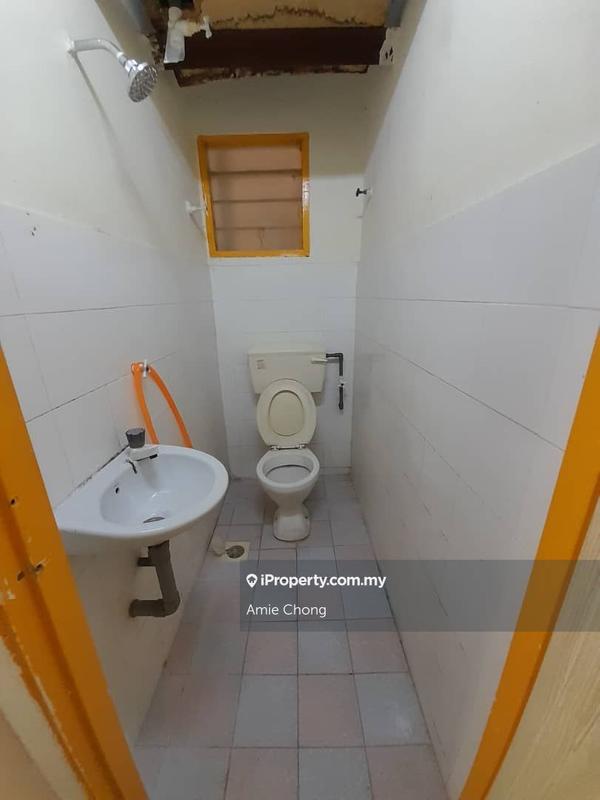 Rumah Flat untuk Dijual di Panorama Lapangan Perdana oleh Amie Chong - iProperty.com.my