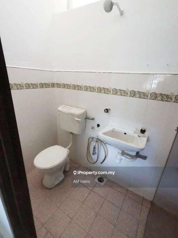 1-storey Terraced House for Sale in Ayer Molek, Melaka by Alif Hans - iProperty.com.my