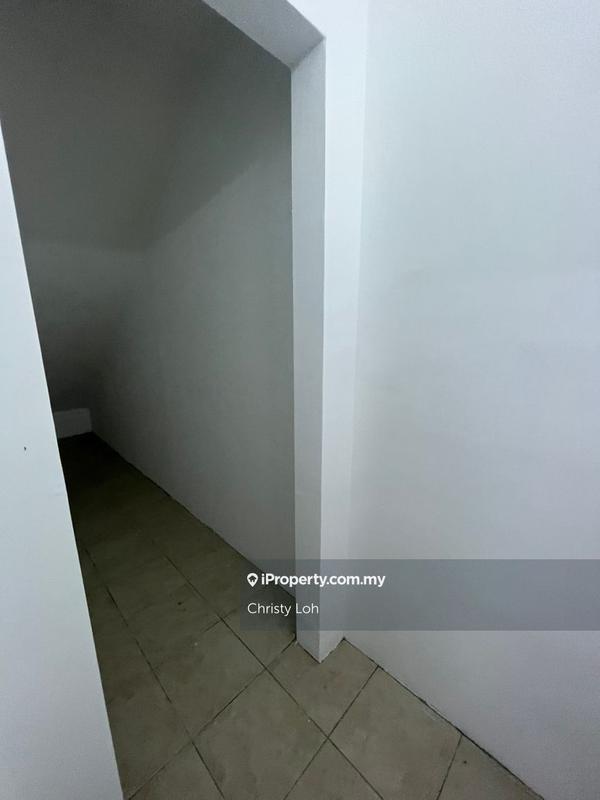 Rumah Teres 2-Tingkat untuk Dijual di Jalan Nada Alam, Mantin oleh Christy Loh - iProperty.com.my