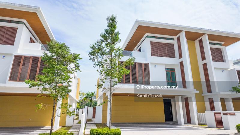 Semi-Detached House for Sale in LAKE VIEW Astana Residence, Presint 8, Presint 8 by Kamil Ghazali - iProperty.com.my