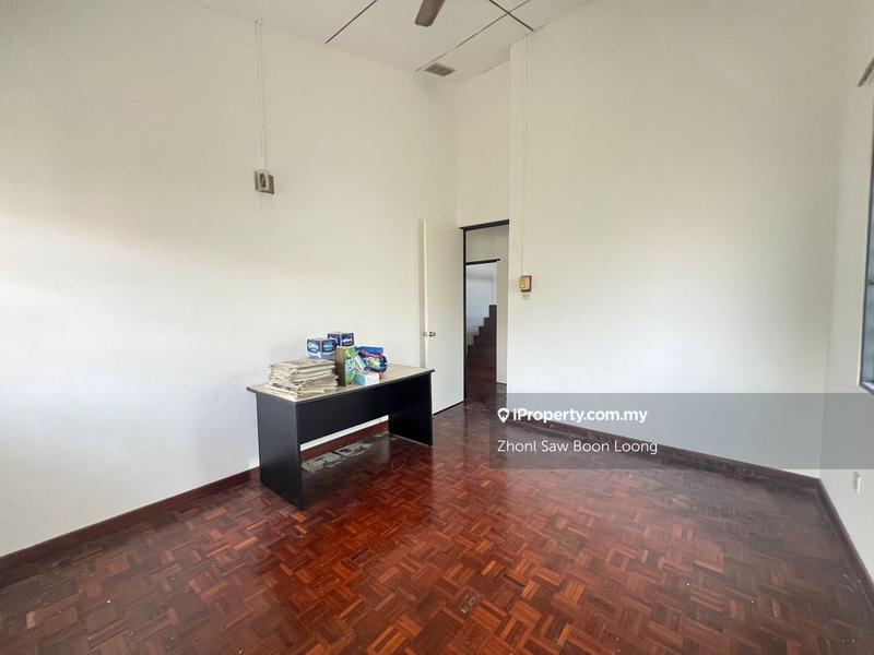 Bungalow House for Sale in Minden Heights, Gelugor by Zhonl Saw Boon Loong - iProperty.com.my