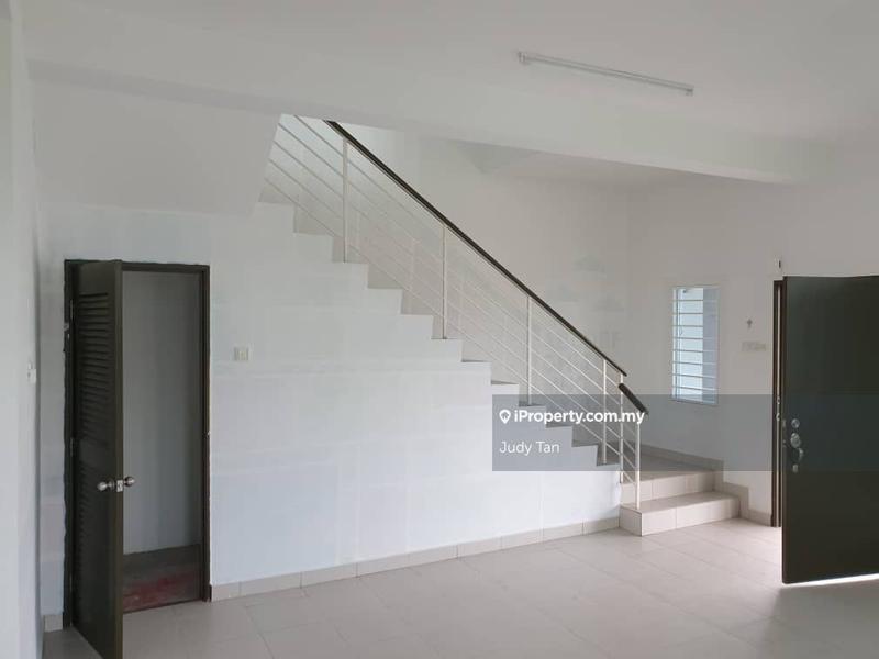 Rumah Teres 2-Tingkat untuk Dijual di Bandar Puncak Alam, Puncak Alam oleh Judy Tan - iProperty.com.my