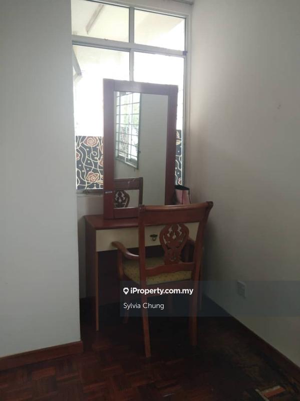 Apartment for Sale in University Apartment Phase 1 by Sylvia Chung - iProperty.com.my