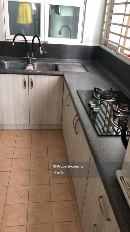 Condominium for Sale in Sterling by Allen Tan - iProperty.com.my