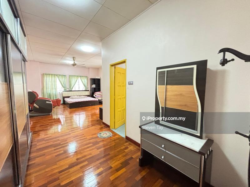 Rumah Berkembar untuk Dijual di Bandar Puteri Puchong, Puchong oleh Steven Tay - iProperty.com.my