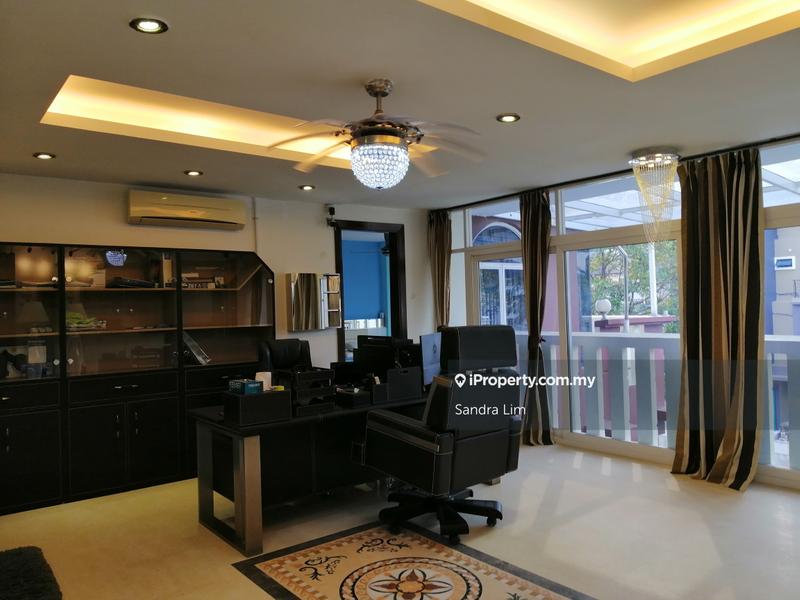 Bungalow House for Sale in Subang Heights, Subang Jaya by Sandra Lim - iProperty.com.my