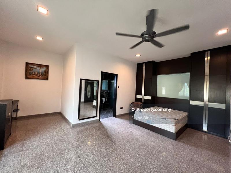 Banglo untuk Dijual di Country Heights, Kajang oleh Elaine Ding - iProperty.com.my