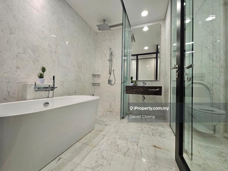 For Sale - Banyan Tree Signatures