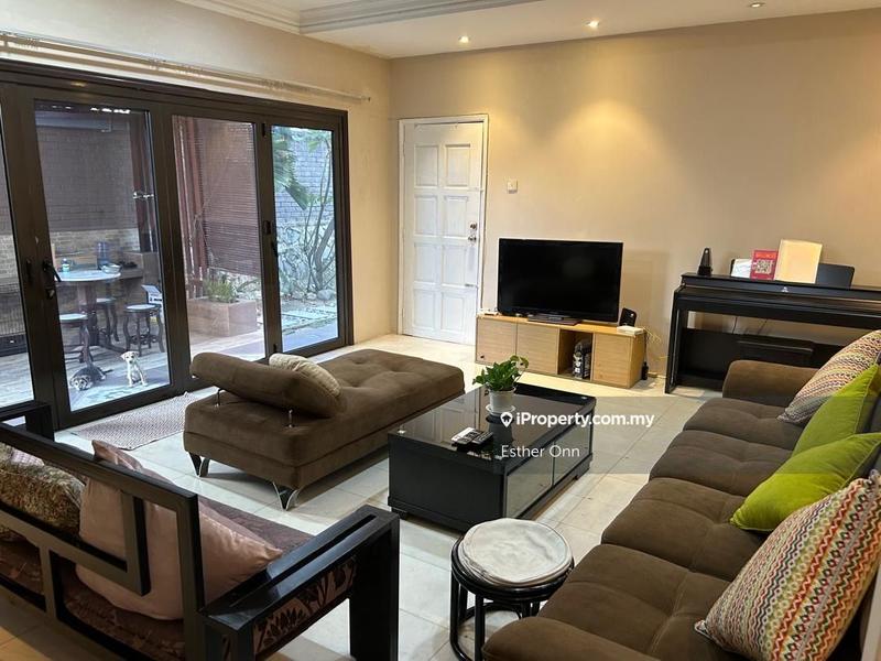 Bungalow House for Sale in Sea Park, Petaling Jaya by Esther Onn - iProperty.com.my