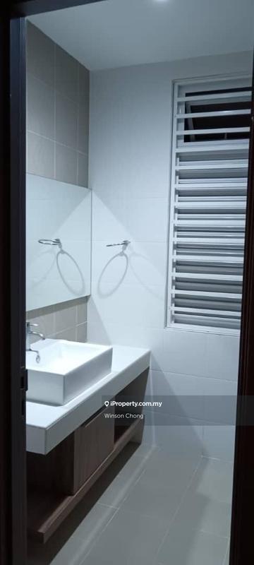 3-storey Terraced House for Sale in Shamrock beach 3stry terrace linked house, Batu Feringghi by Winson Chong - iProperty.com.my