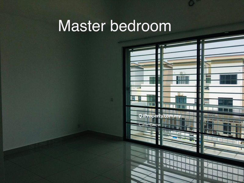 Rumah Berangkai 3 Tingkat untuk Dijual di Setia Utama, Setia Alam oleh Calie Chew - iProperty.com.my