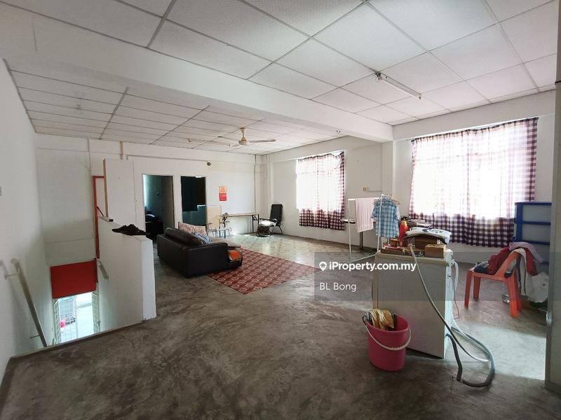Shop / Office untuk Dijual di Taman Saujana Seksyen 2, Bukit Katil oleh BL Bong - iProperty.com.my