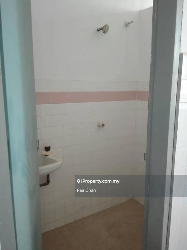 Shop-Office for Sale in Taman Puncak Bukit Katil, Bukit Katil by Rea Chan - iProperty.com.my