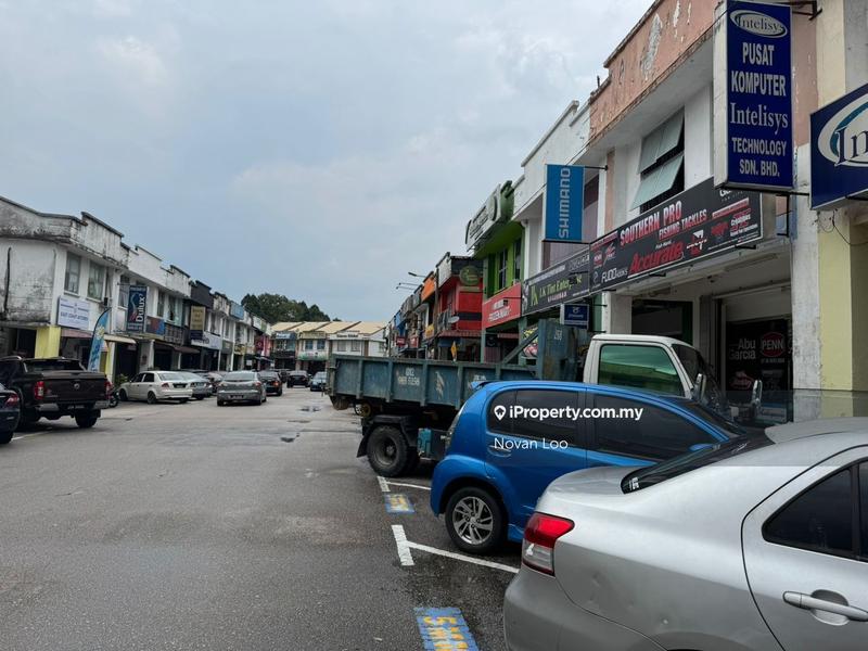 Shop for Sale in Taman Universiti, Skudai by Novan Loo - iProperty.com.my