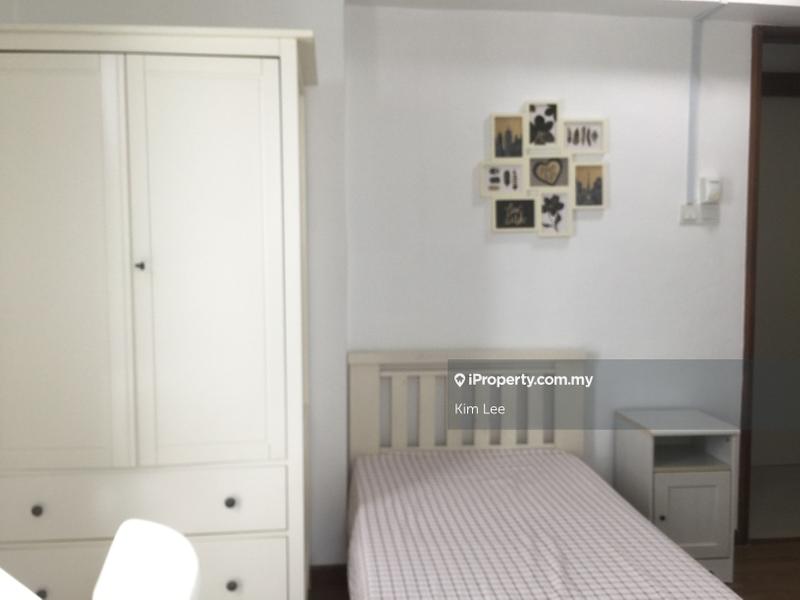 Kediaman Servis untuk Dijual di Saujana Residency oleh Kim Lee - iProperty.com.my
