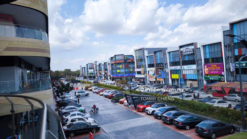 Retail-Space for Sale in Ecohill Walk Mall Commercial, Semenyih by TOMMY CHIENG - iProperty.com.my