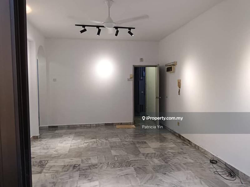 For Sale - Kenanga (Park View Court)