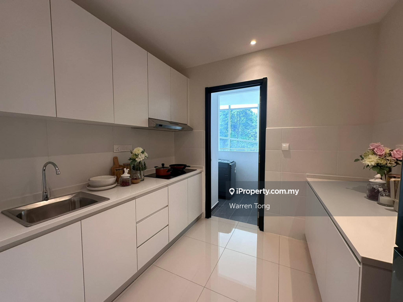 Service Residence for Sale in Vista Tiara (MBW Bay) by Warren Tong - iProperty.com.my