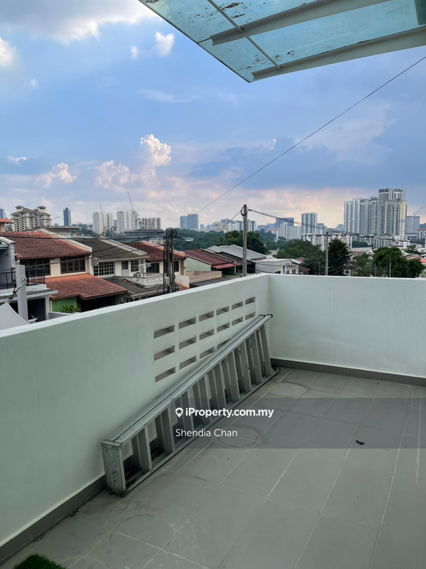 Rumah Berangkai 2 Tingkat untuk Dijual di Taman Seputeh, Seputeh oleh Shendia Chan - iProperty.com.my