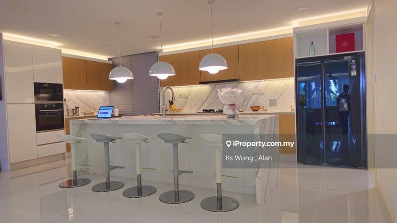 For Sale - U-Thant Residence