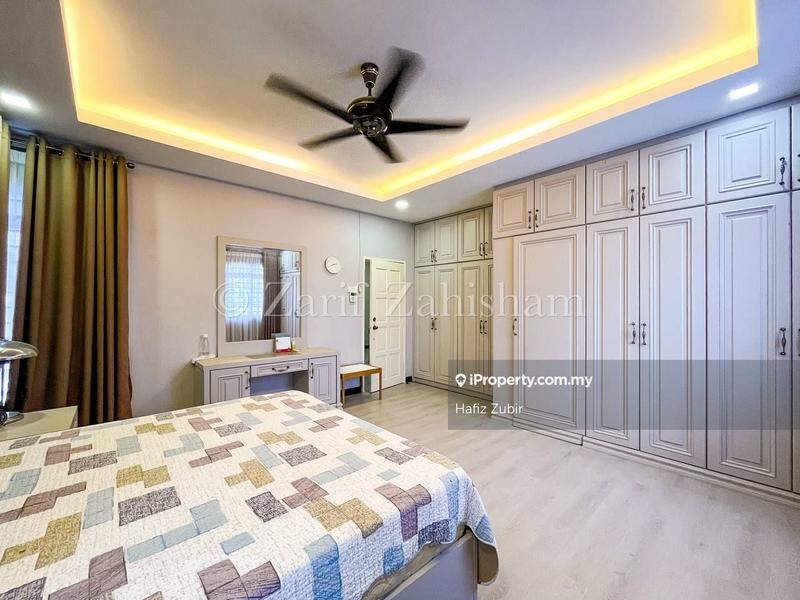 Semi-Detached House for Sale in Bandar Seri Putra, Bangi by Hafiz Zubir - iProperty.com.my