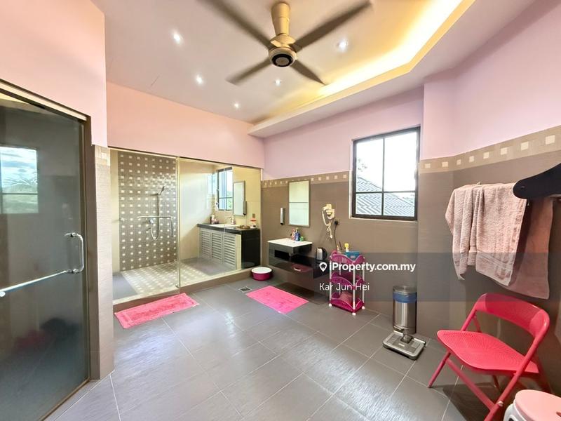 Bungalow House for Sale in Country Heights, Kajang by Kar Jun Hei - iProperty.com.my