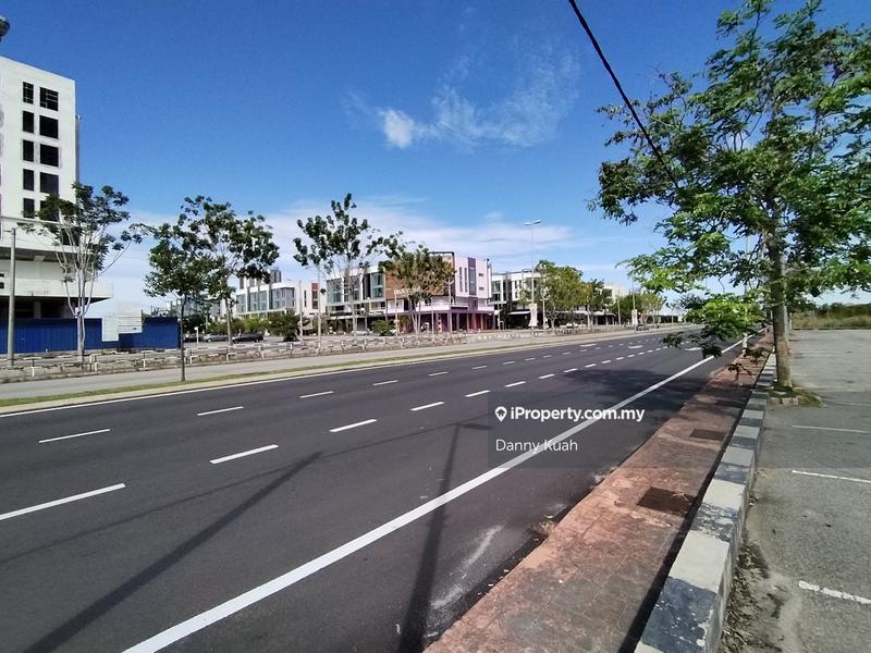 For Rent - Taman Kota Laksamana