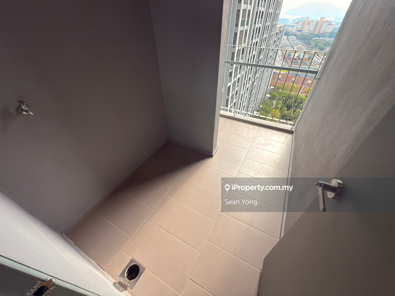 For Rent - Fortune Centra