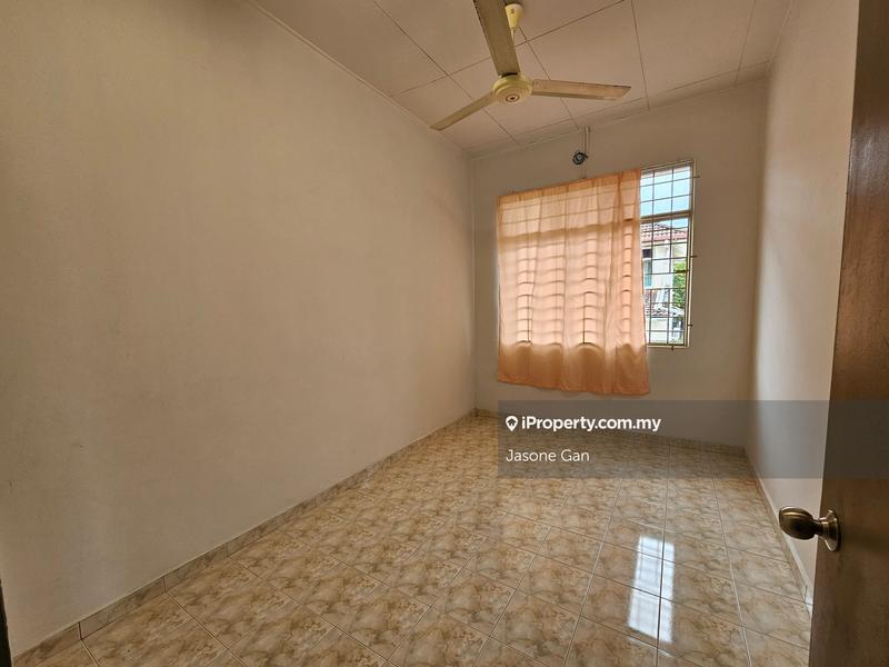 Townhouse for Sale in Cheng, Melaka by Jasone Gan - iProperty.com.my