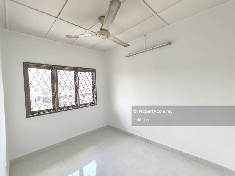 Apartment for Sale in Dahlia Apartment by Keith Lee - iProperty.com.my