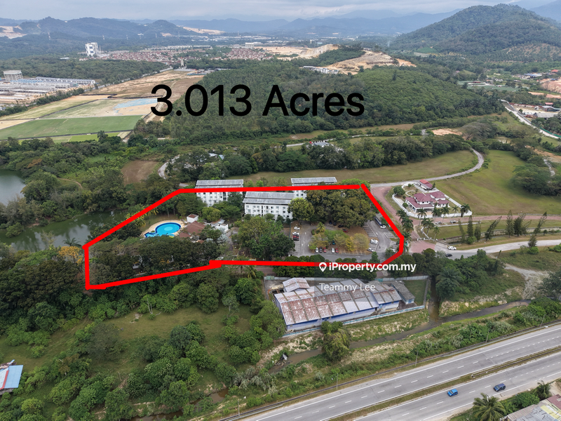 For Sale - 3.013 Acres Converted Commercial Land Taman Tasik Semenyih, Leasehold