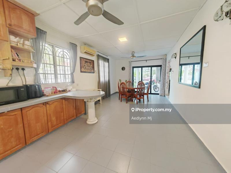Rumah Teres 2.5-Tingkat untuk Dijual di BANDAR PUCHONG JAYA, Puchong oleh Aedlynn Mj - iProperty.com.my
