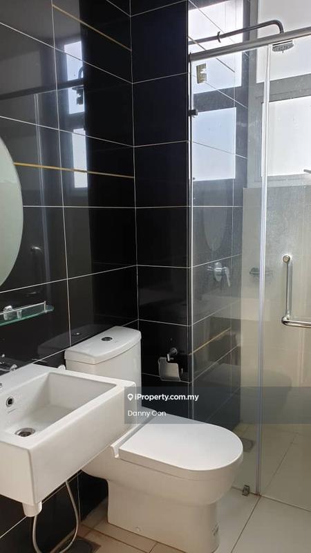 Kediaman Servis untuk Dijual di Skypod Residence oleh Danny Oon - Bathroom - iProperty.com.my