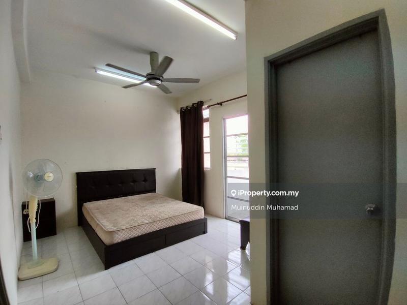 Rumah Berangkai 2 Tingkat untuk Dijual di Taman Iskandar Perdana, Seri Iskandar oleh Muinuddin Muhamad - iProperty.com.my