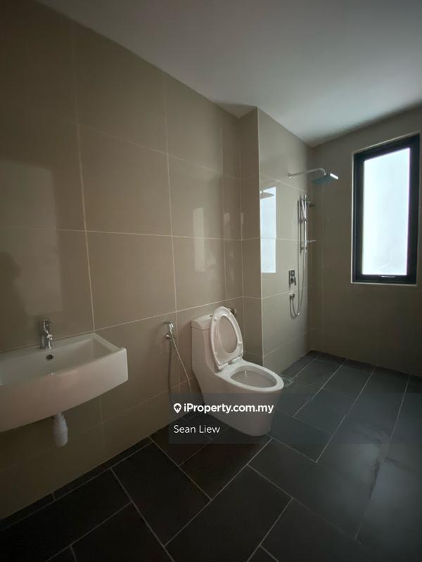 4-storey Terraced House for Sale in Damansara Perdana, Selangor by Sean Liew - iProperty.com.my