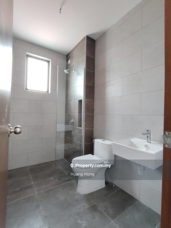 Rumah Teres 2-Tingkat untuk Dijual di Setia Safiro, Cyberjaya oleh Huang Hong - iProperty.com.my