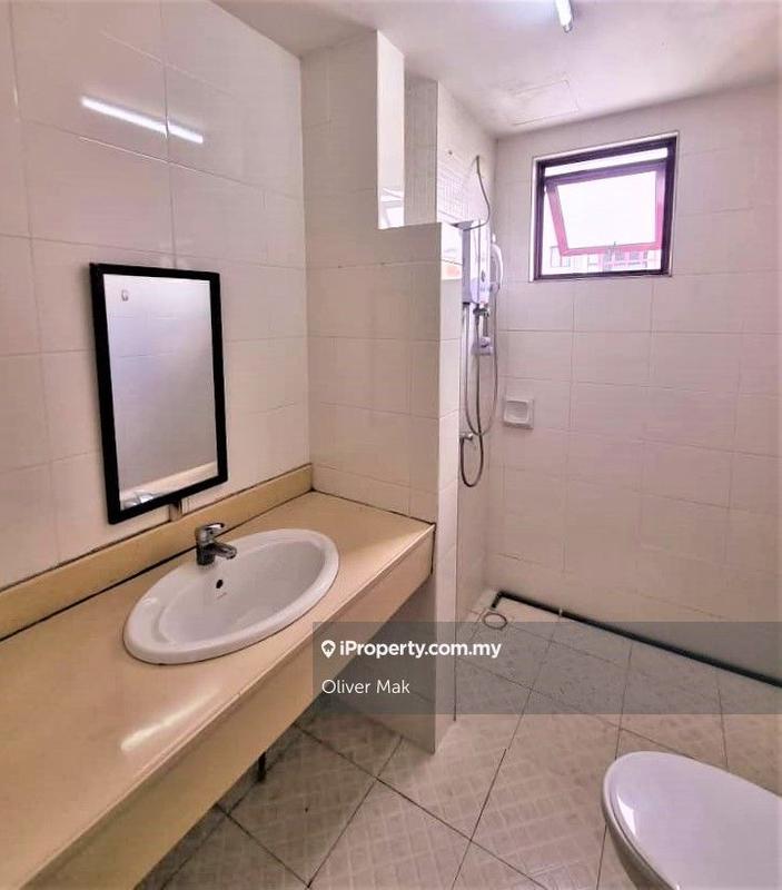 Condominium for Sale in Savanna Condominium by Oliver Mak - iProperty.com.my