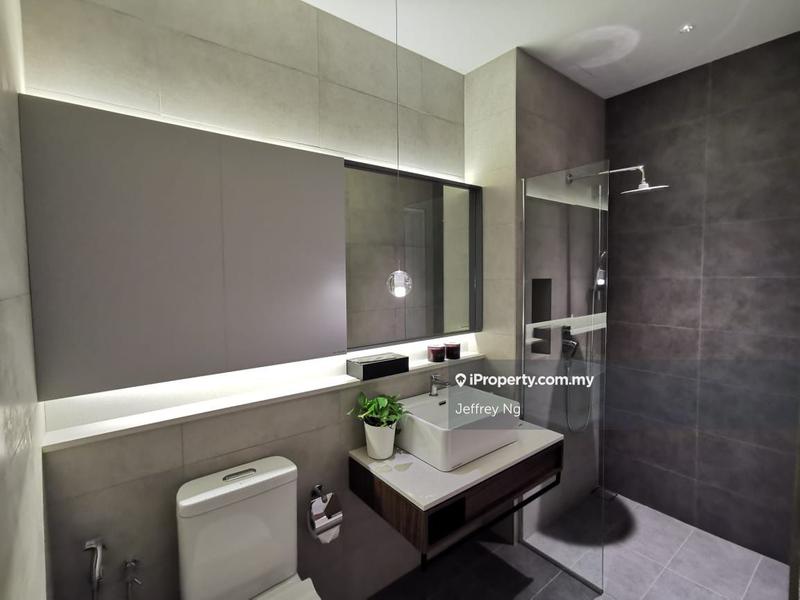 For Sale - SWNK Houze @ BBCC