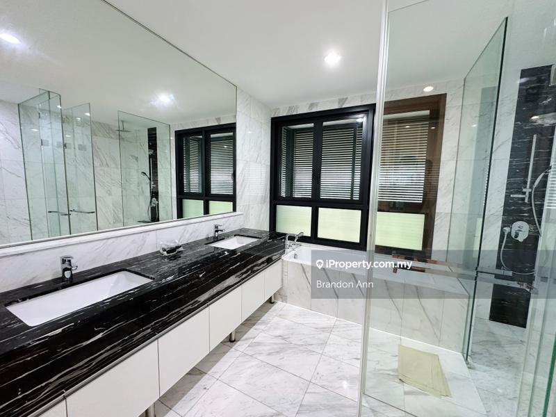 Residensi Servis untuk Dijual di The Greens oleh Brandon Ann - Master Bathroom - iProperty.com.my