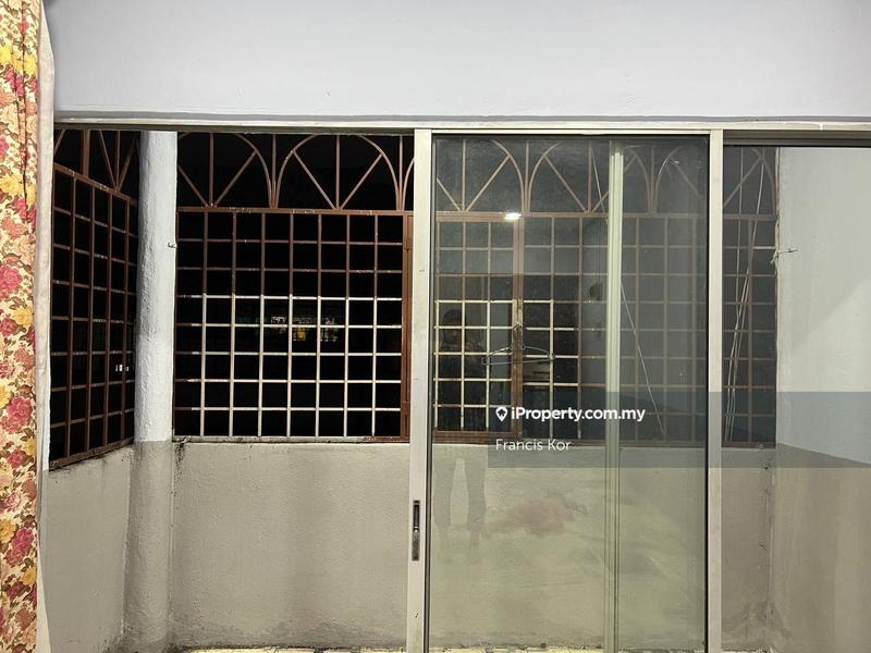 Flat for Rent in Taman Puchong Intan Flat by Francis Kor - iProperty.com.my