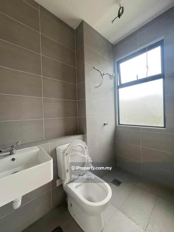 Rumah Berkembar untuk Dijual di Taman TTDI Grove, Kajang oleh Bryan Wong - iProperty.com.my