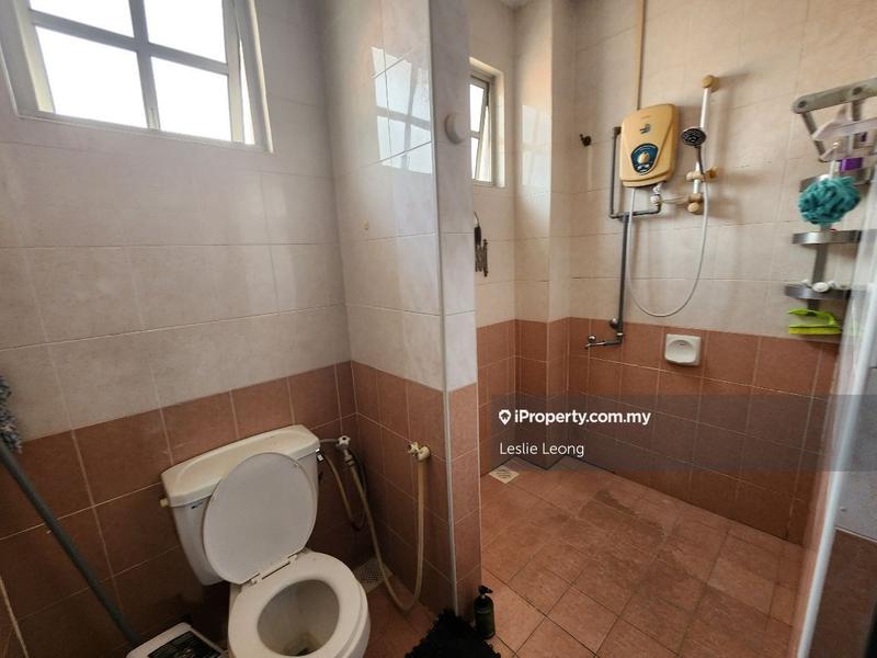 Bungalow House for Sale in Kota Emerald, Rawang by Leslie Leong - iProperty.com.my