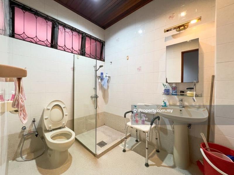 Bungalow House untuk Dijual di Taman Tun Dr. Ismail, Kuala Lumpur oleh Ivan Lee - iProperty.com.my