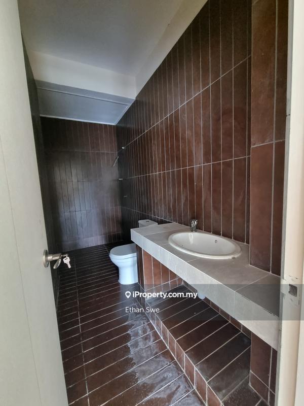 Rumah Berangkai 2 Tingkat untuk Dijual di i2r07, Petaling Jaya oleh Ethan Swe - iProperty.com.my
