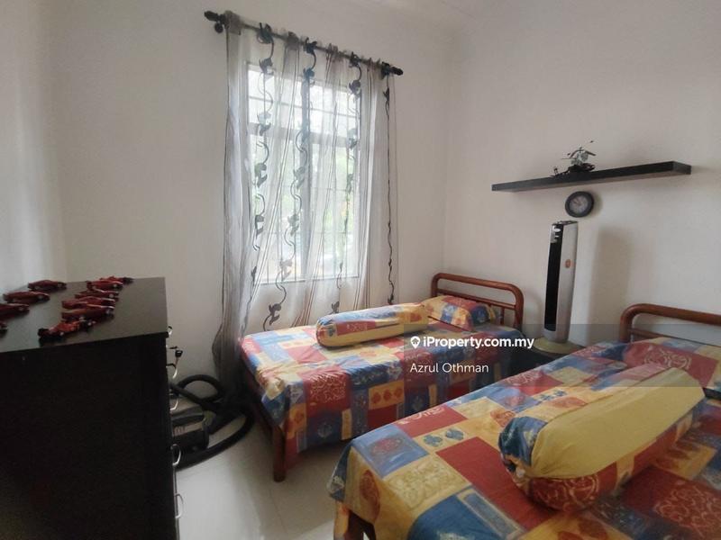 Bungalow House for Sale in Taman Tuanku Jaafar, Senawang by Azrul Othman - iProperty.com.my