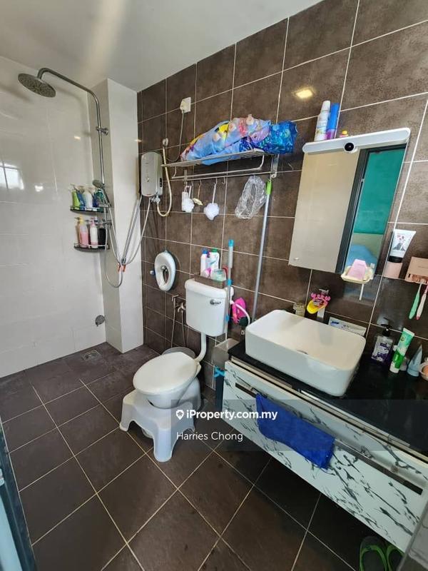 Pangsapuri untuk Dijual di Suria Residence oleh Harries Chong - iProperty.com.my